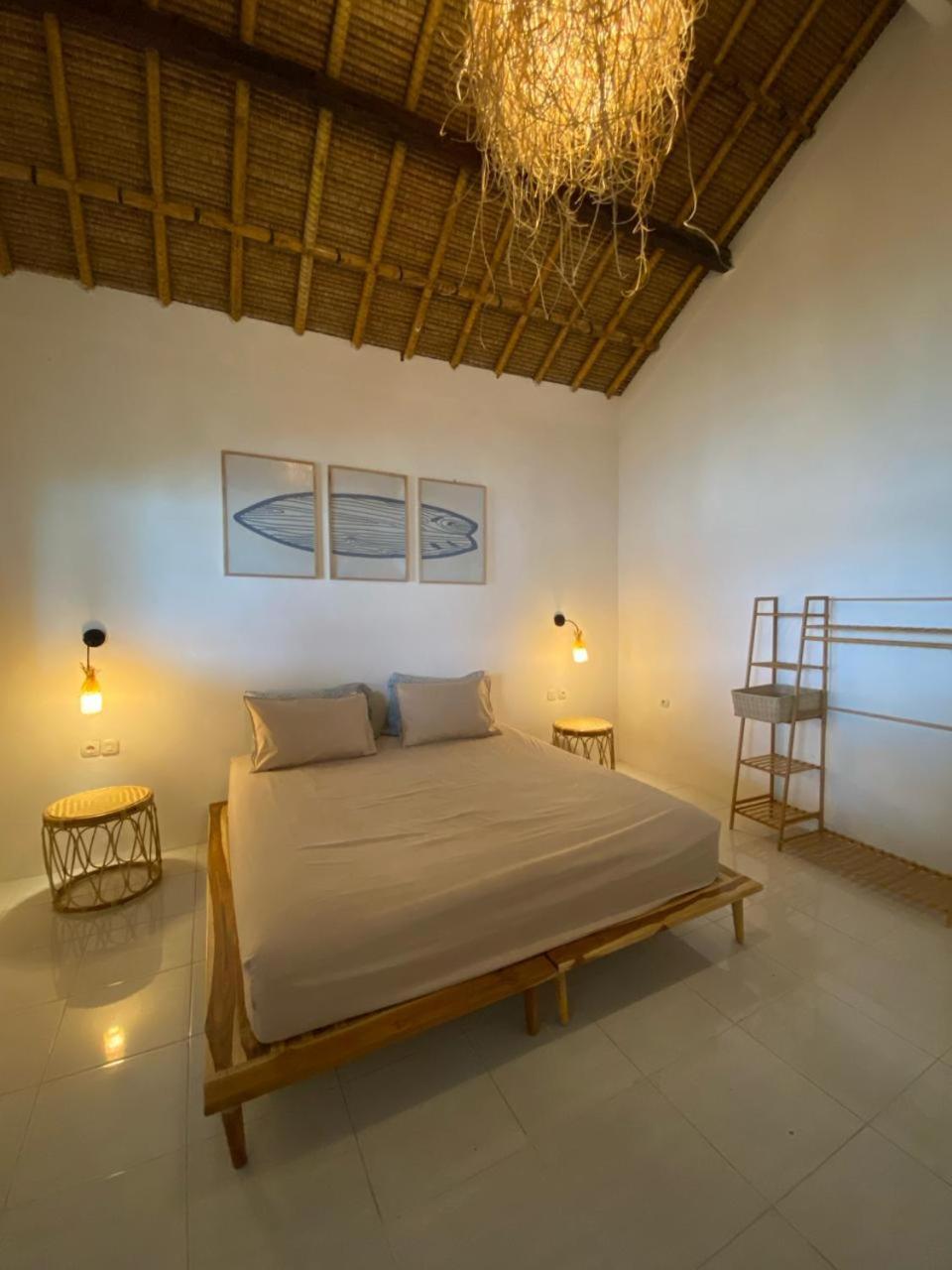 Surf Shack Grupuk Hotel Bumbang Екстериор снимка