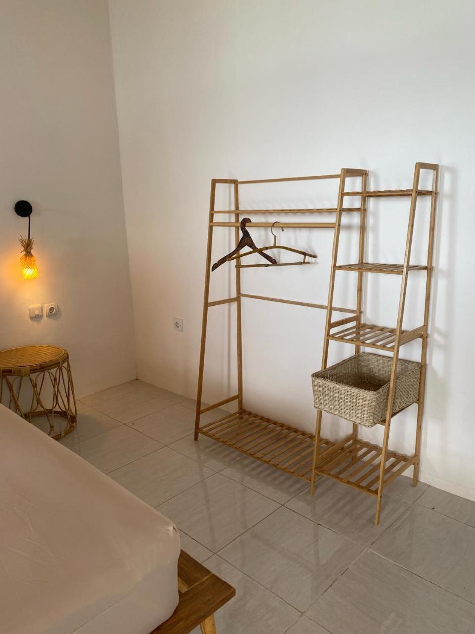 Surf Shack Grupuk Hotel Bumbang Екстериор снимка